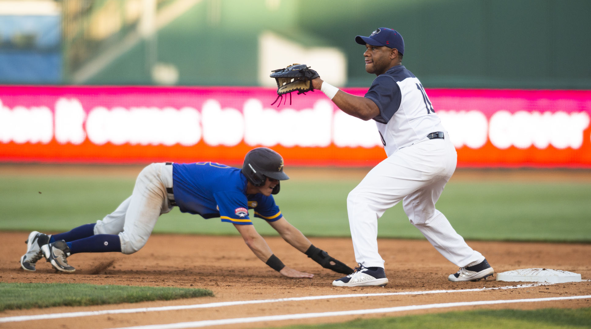 Houston vs. Lincoln, 6.10